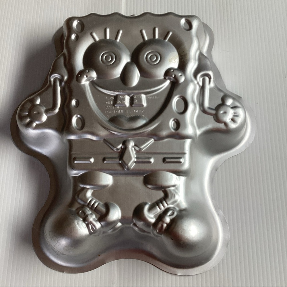 2012 WILTON SpongeBob SquarePants Birthday Cake Pan/Mold 2105-5135
